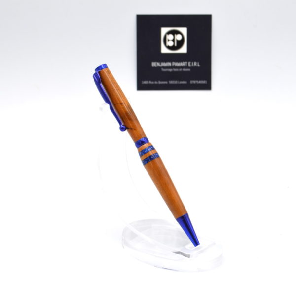 Stylo à bille I076 “Céleste” en cerisier et résine bleue – Image 4
