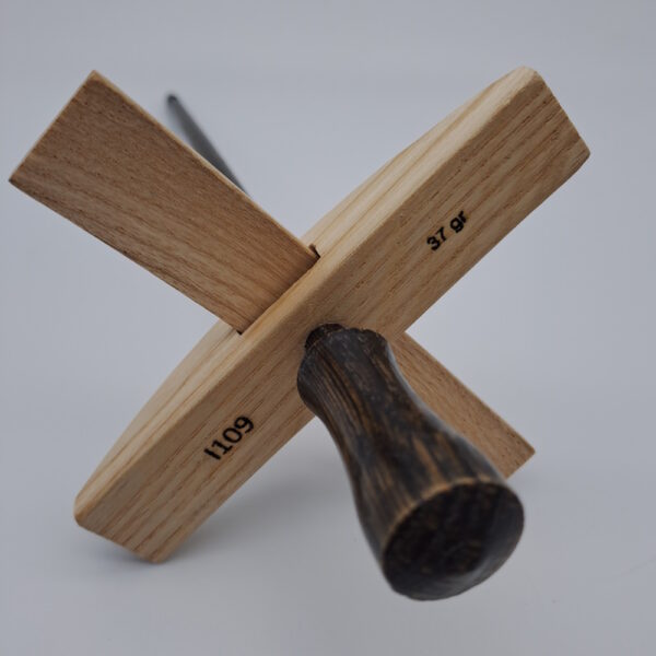 Fuseau turc 37gr frêne et chêne ébonisé décor moutons I109 – Image 4