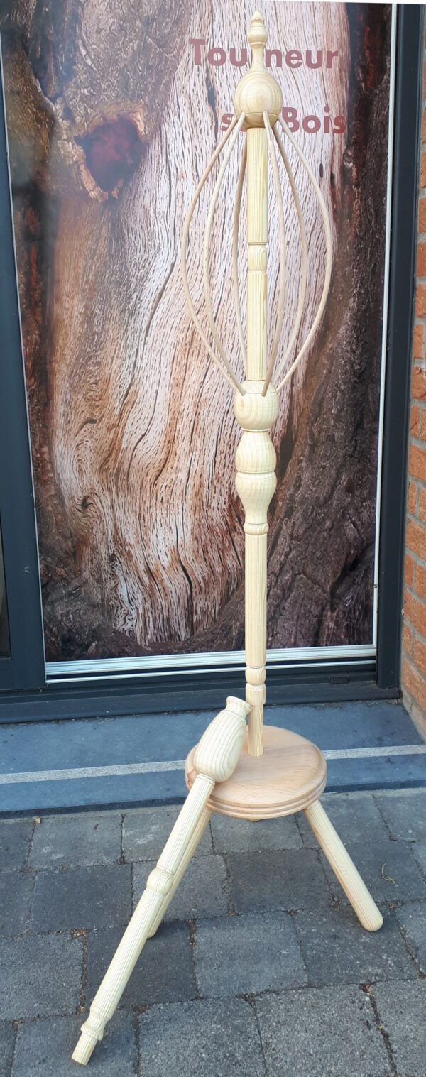 Quenouille artisanale en bois – Image 5
