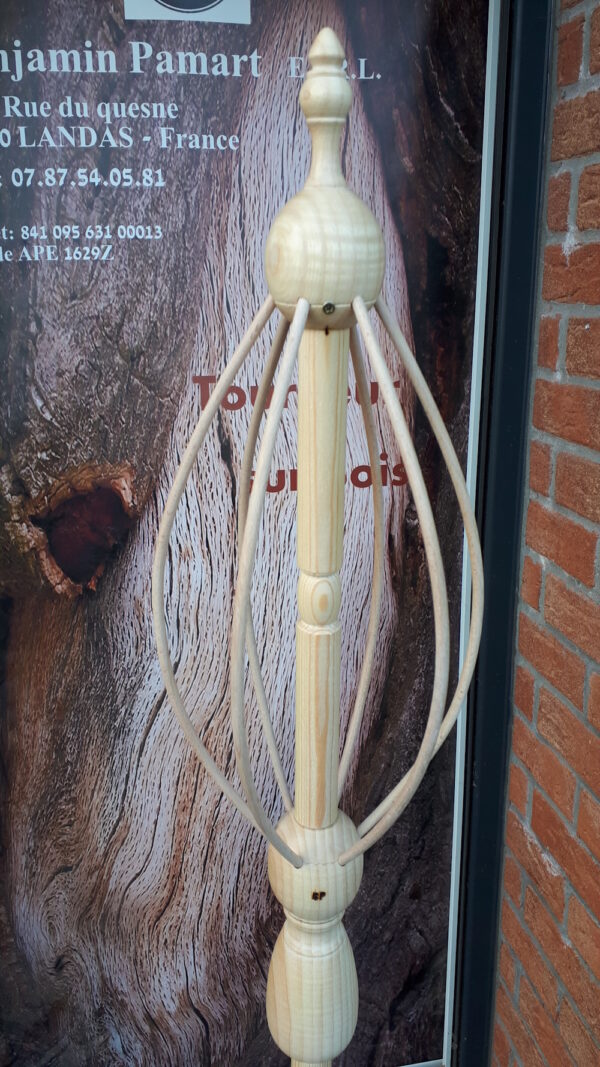 Quenouille artisanale en bois – Image 6