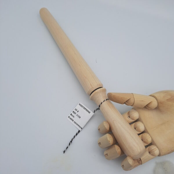 Nostepinne en érable tournée à la main – Bobinoir artisanal I0139 – Image 3