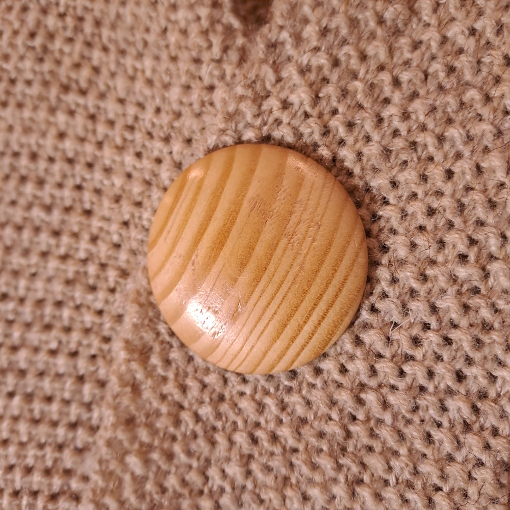 Broche aimantée en meranti I206 – Image 3