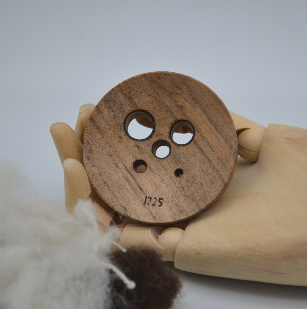 Diz en noyer I225 – Image 2