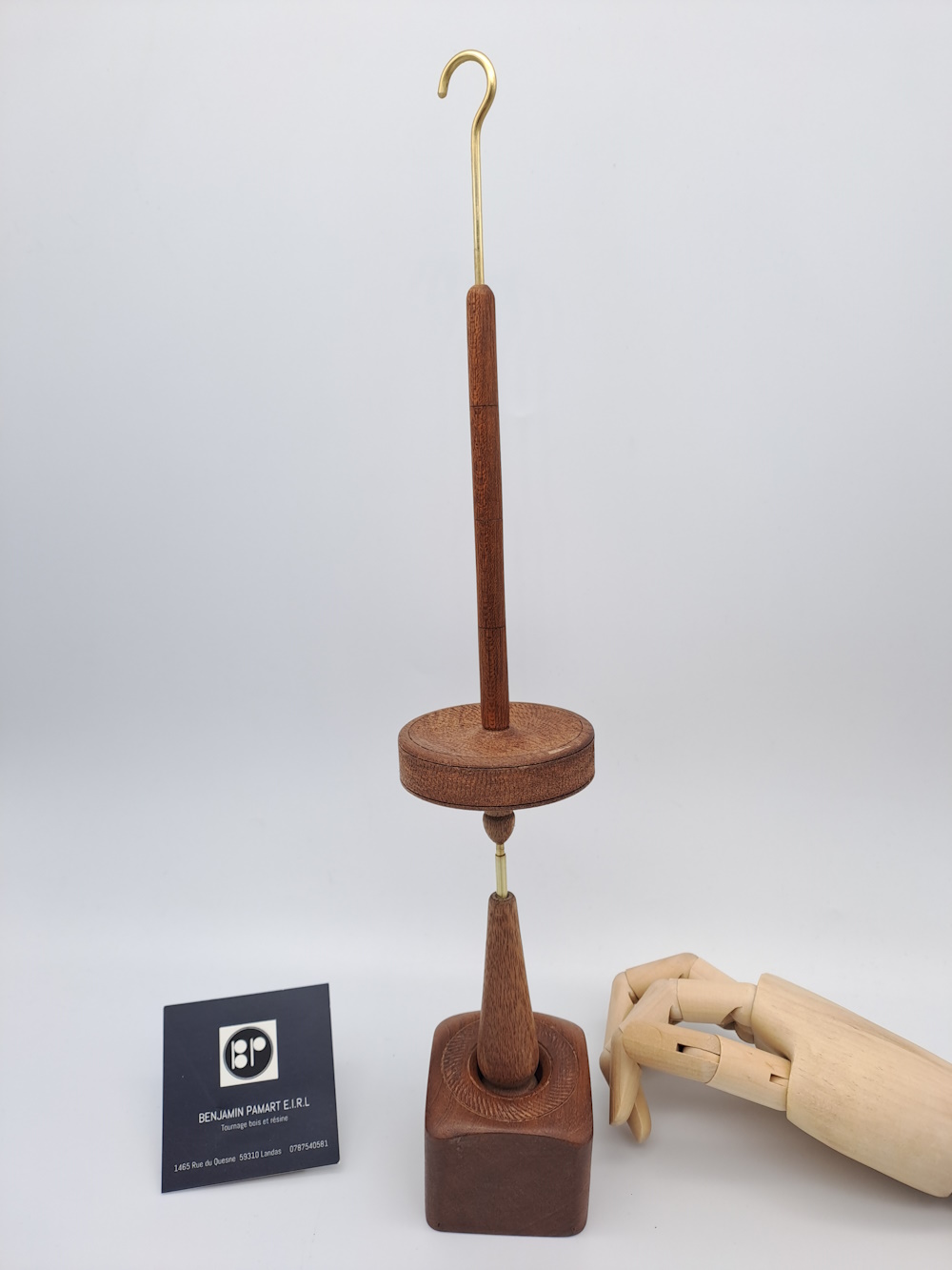 Fuseau supporté I197 sur socle articulé