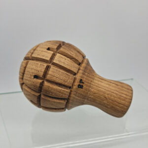 Boule à feutrer en chêne J021