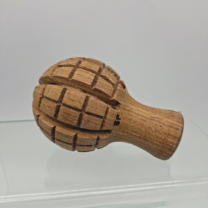 Boule à feutrer en chêne J022