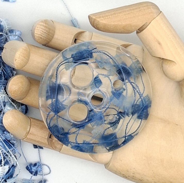 Diz en résine J019 avec inclusion – Image 4