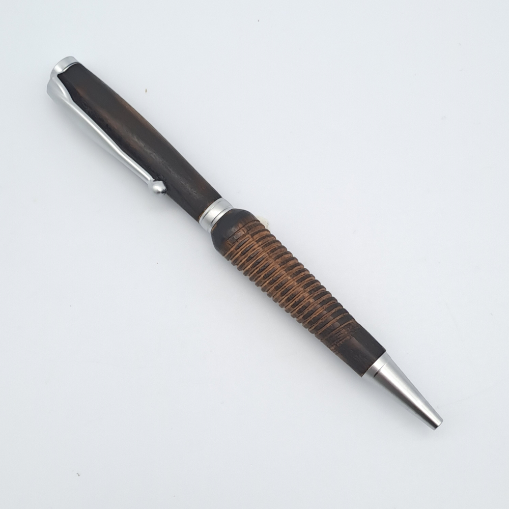 Stylo à bille J023 en hêtre brulé – Image 6