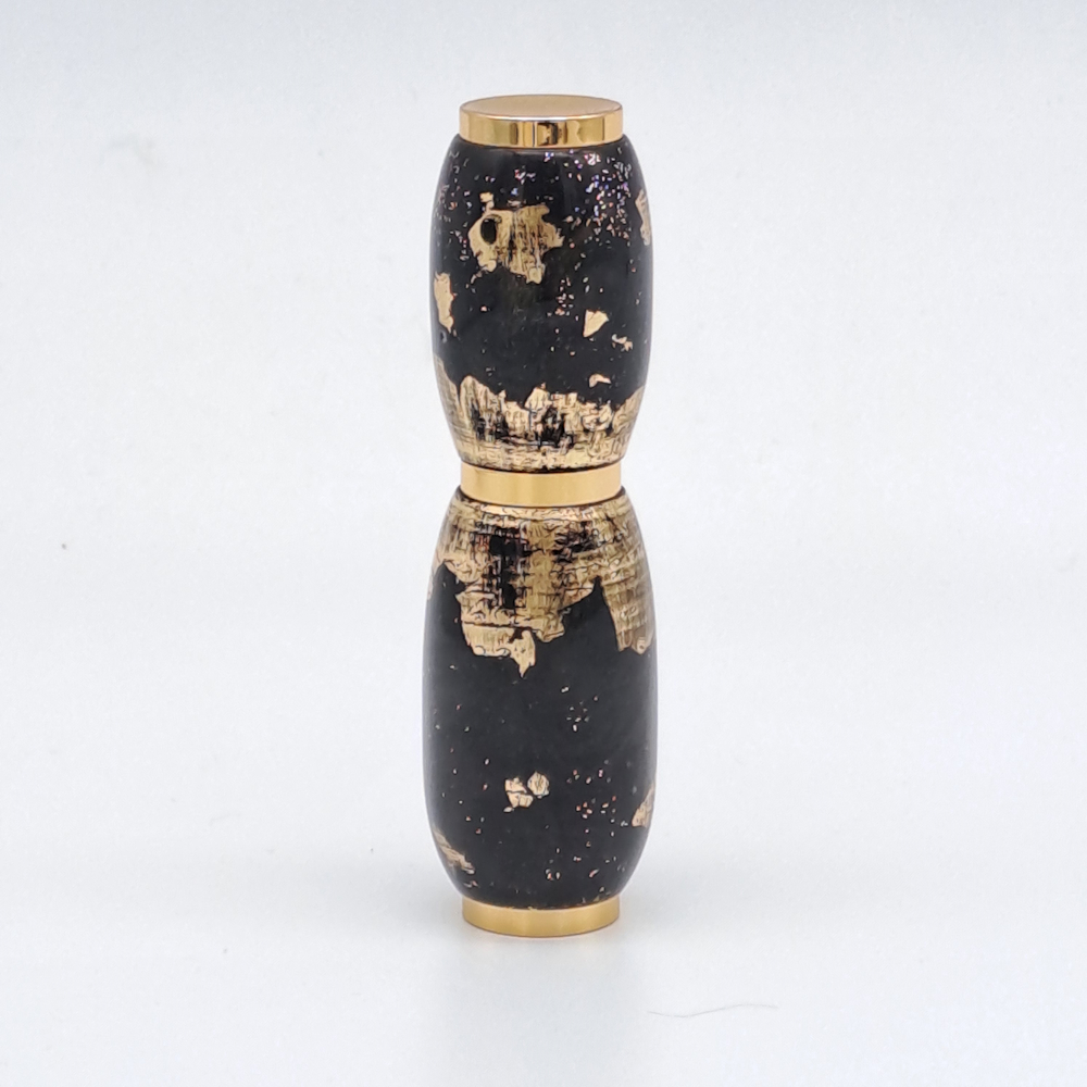 Atomiseur de parfum en fibre de carbone et feuilles d'or J040 – Image 5