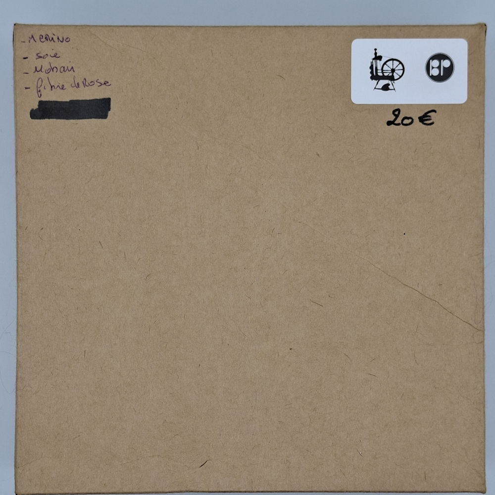 Laine peignée J065 – Image 3