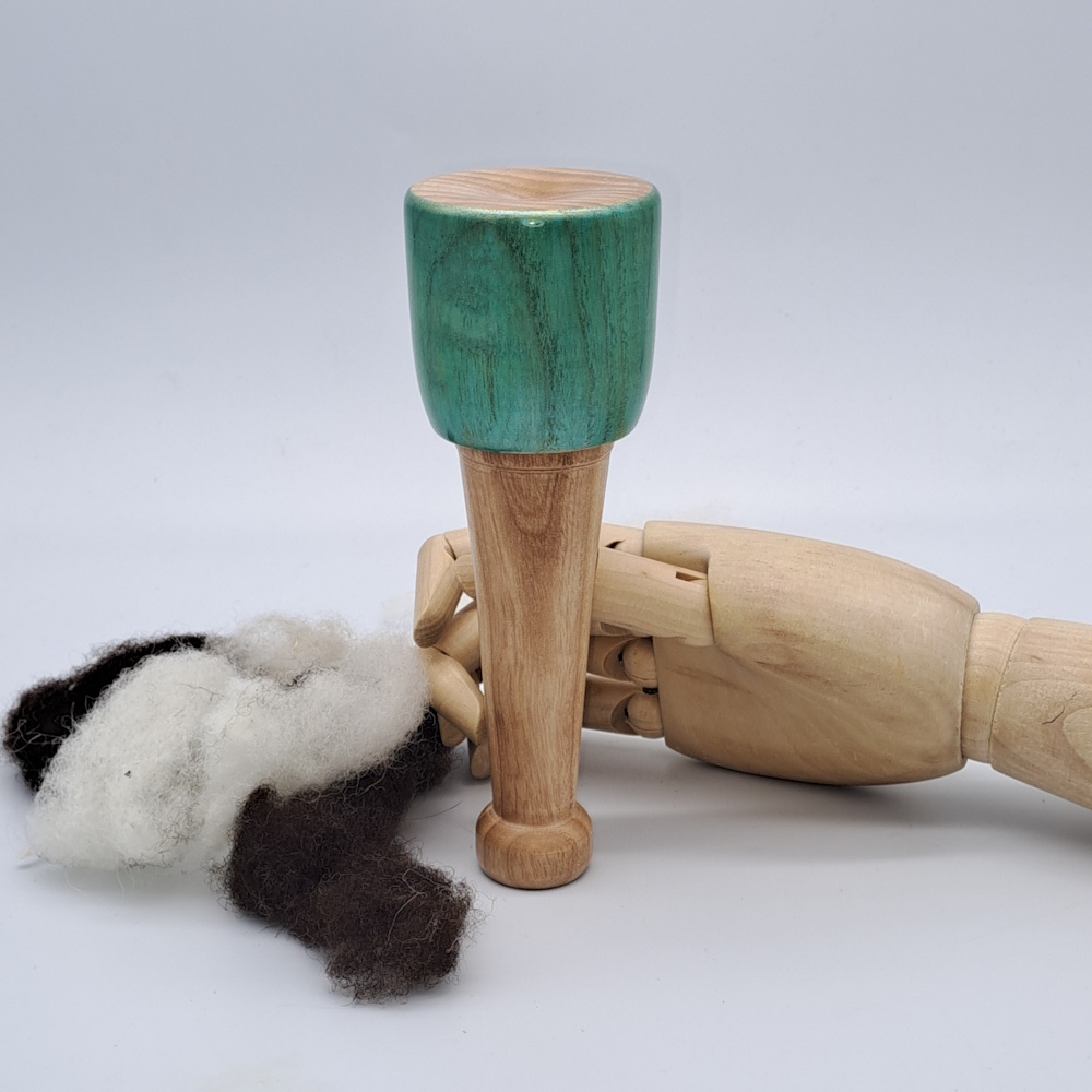 Fuseau supporté en frêne J064 peint à la main avec son support – Image 9